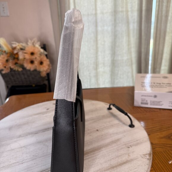 Black Shoulder Bag with Gold Hardware | Designer Inspired - Picture 13 of 16